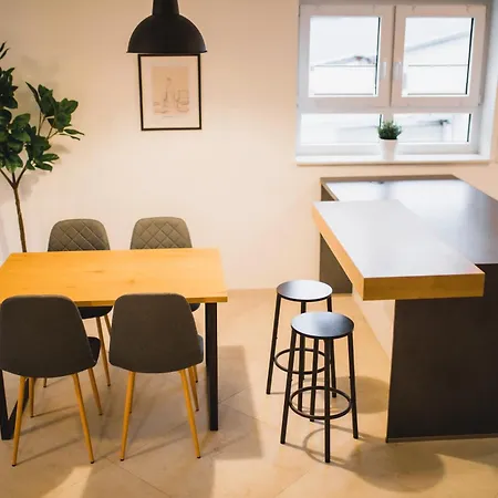 Hugos Design Am Waldrand - Ruhig & Modern Apartmán *