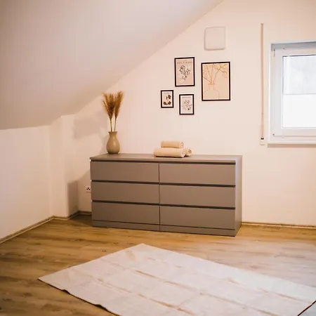 Apartment Hugos Design Am Waldrand - Ruhig & Modern *