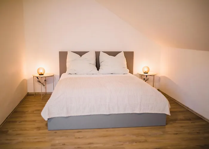 Hugos Design Am Waldrand - Ruhig & Modern Apartman *