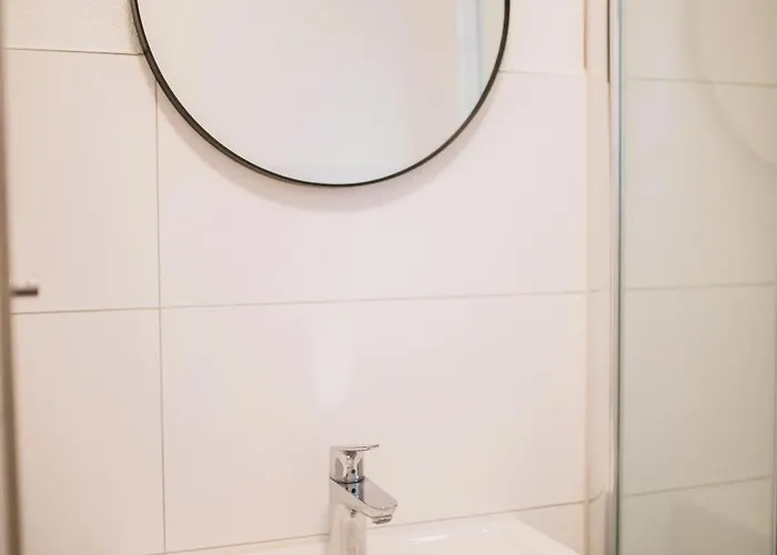 Hugos Design Am Waldrand - Ruhig & Modern *