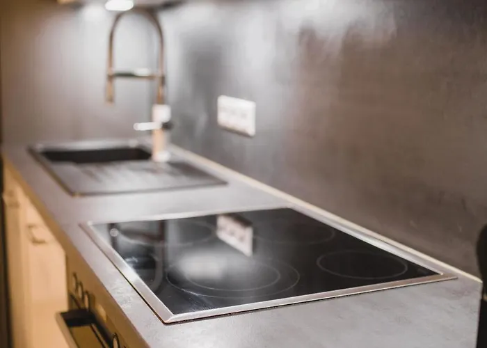 Hugos Design Am Waldrand - Ruhig & Modern