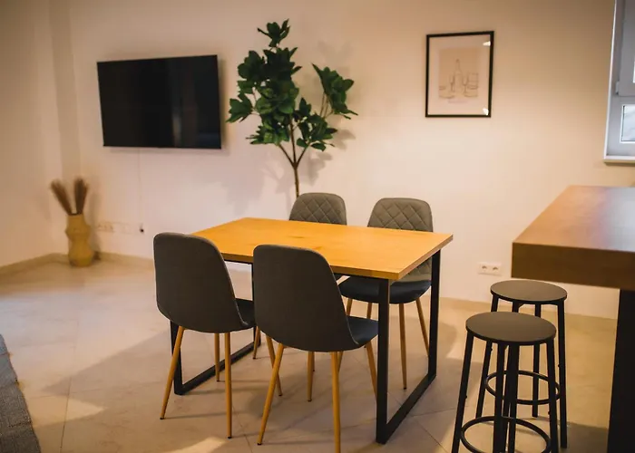 Hugos Design Am Waldrand - Ruhig & Modern Apartman